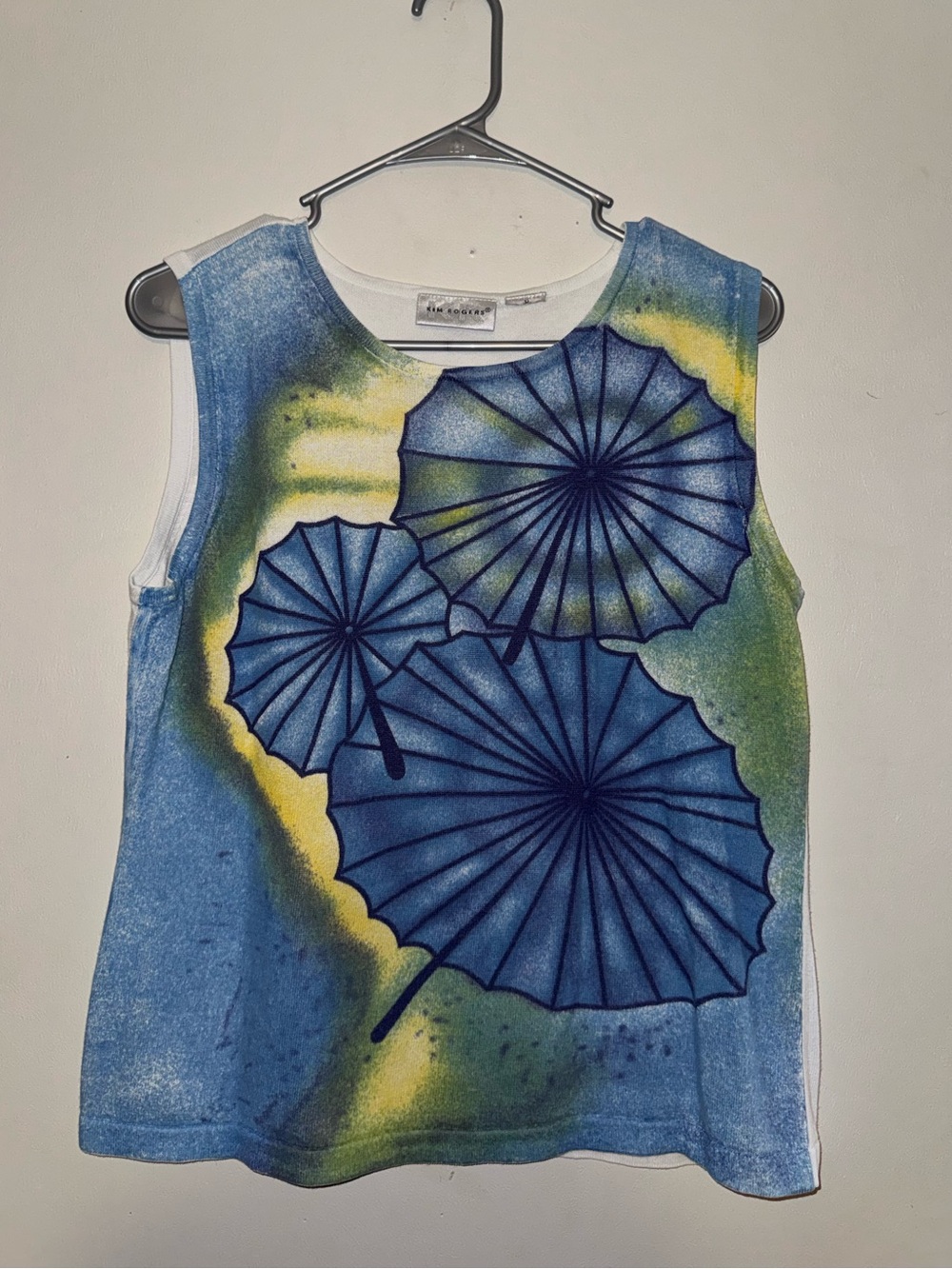 Kim Rogers Blue & Green Umbrella Graphic Tank Top